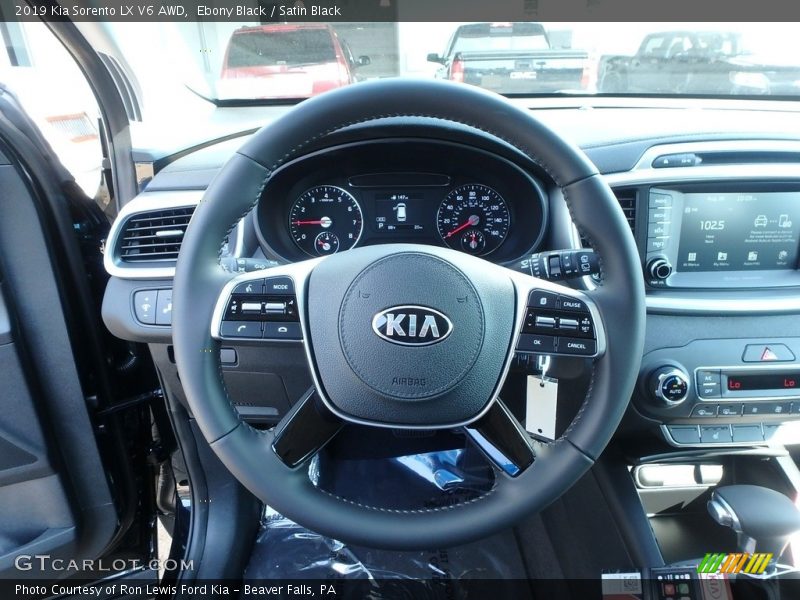 Ebony Black / Satin Black 2019 Kia Sorento LX V6 AWD