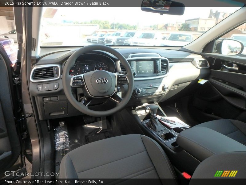 Dragon Brown / Satin Black 2019 Kia Sorento LX V6 AWD