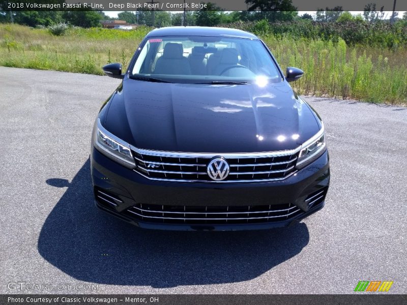 Deep Black Pearl / Cornsilk Beige 2018 Volkswagen Passat R-Line