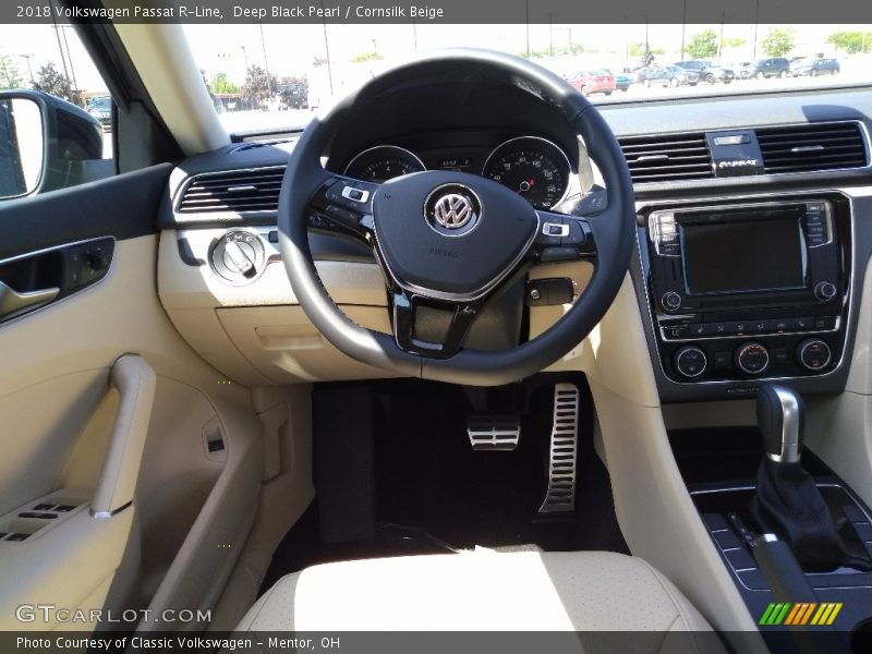 Deep Black Pearl / Cornsilk Beige 2018 Volkswagen Passat R-Line