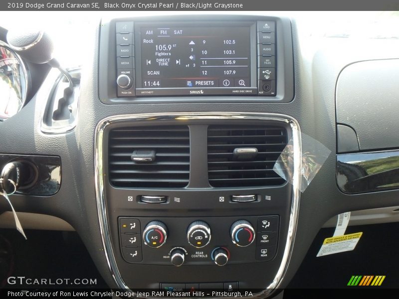 Dashboard of 2019 Grand Caravan SE