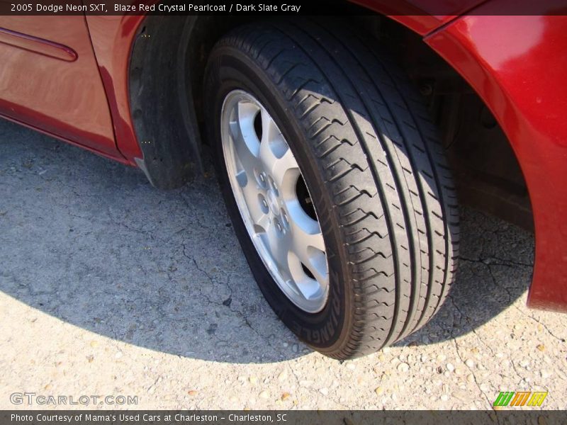 Blaze Red Crystal Pearlcoat / Dark Slate Gray 2005 Dodge Neon SXT