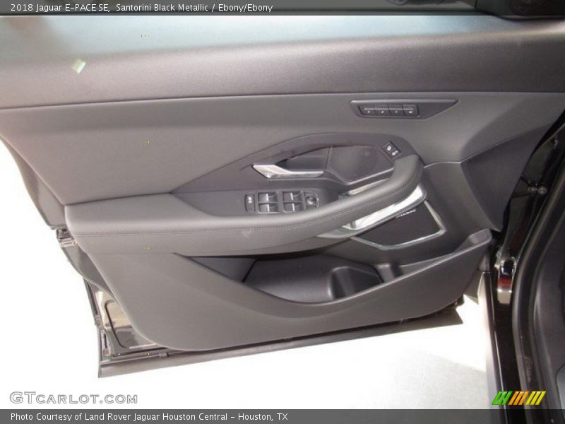 Santorini Black Metallic / Ebony/Ebony 2018 Jaguar E-PACE SE