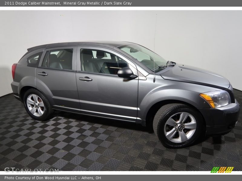 Mineral Gray Metallic / Dark Slate Gray 2011 Dodge Caliber Mainstreet