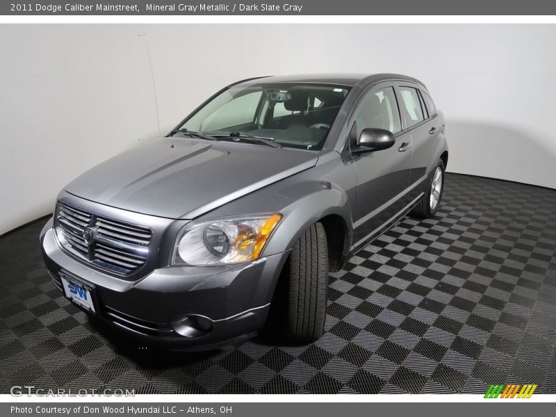 Mineral Gray Metallic / Dark Slate Gray 2011 Dodge Caliber Mainstreet