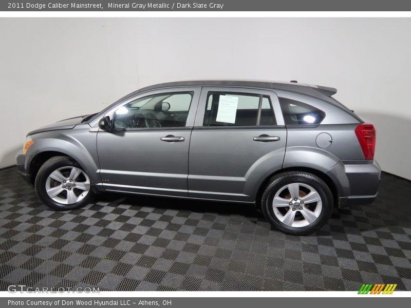 Mineral Gray Metallic / Dark Slate Gray 2011 Dodge Caliber Mainstreet
