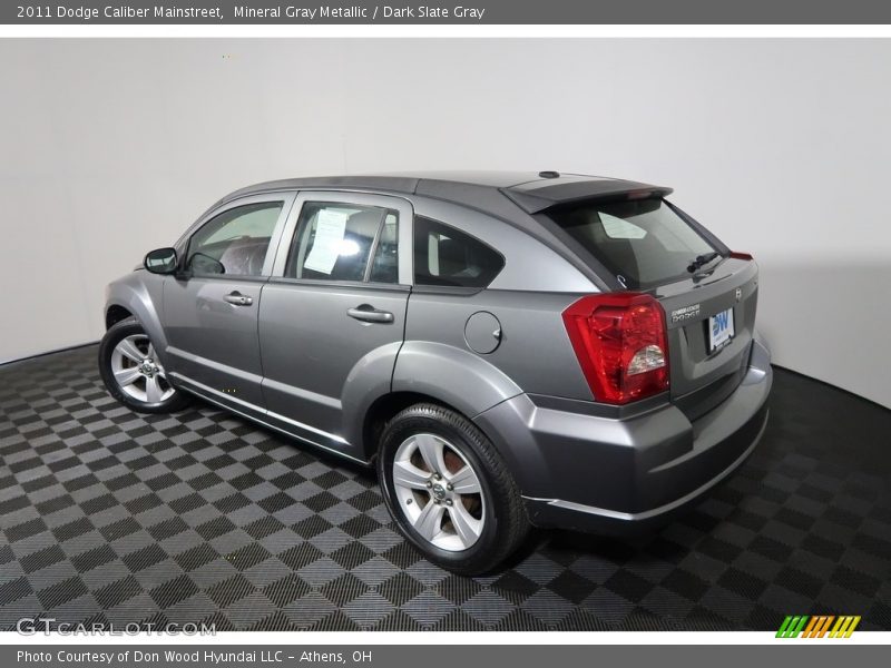 Mineral Gray Metallic / Dark Slate Gray 2011 Dodge Caliber Mainstreet