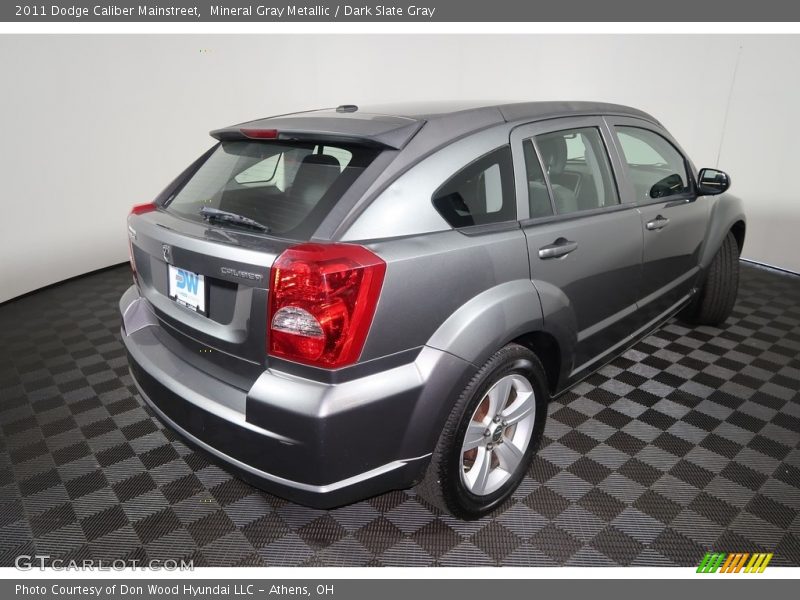 Mineral Gray Metallic / Dark Slate Gray 2011 Dodge Caliber Mainstreet