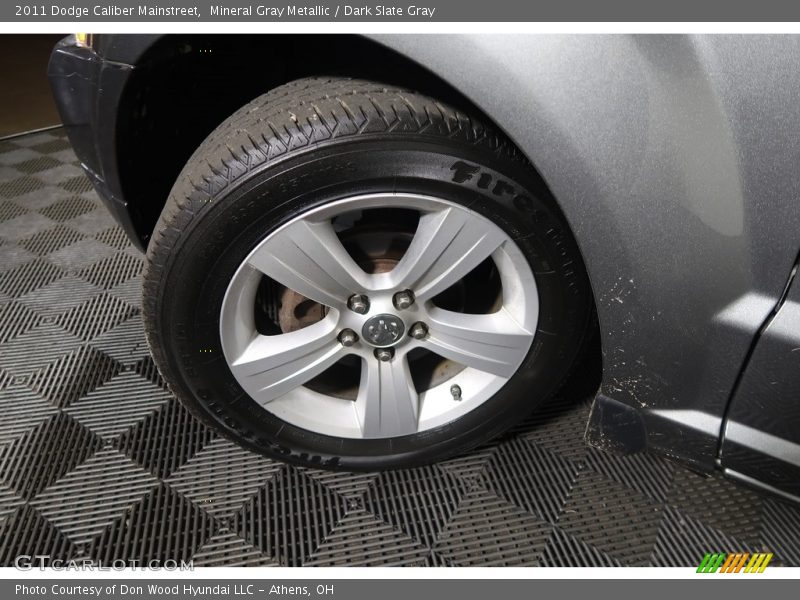 Mineral Gray Metallic / Dark Slate Gray 2011 Dodge Caliber Mainstreet