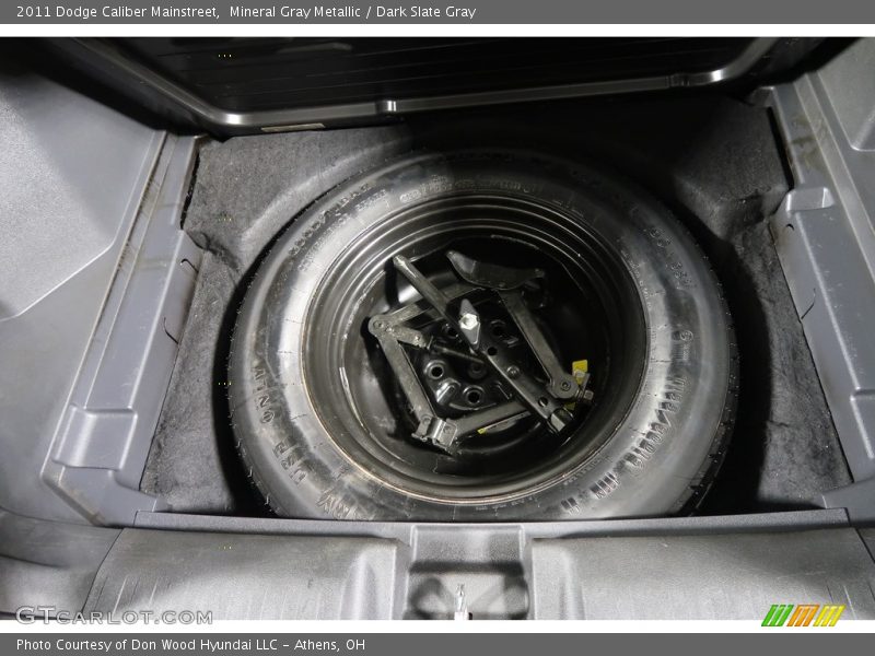 Mineral Gray Metallic / Dark Slate Gray 2011 Dodge Caliber Mainstreet