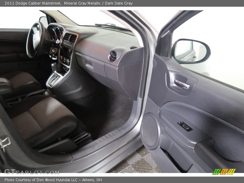 Mineral Gray Metallic / Dark Slate Gray 2011 Dodge Caliber Mainstreet