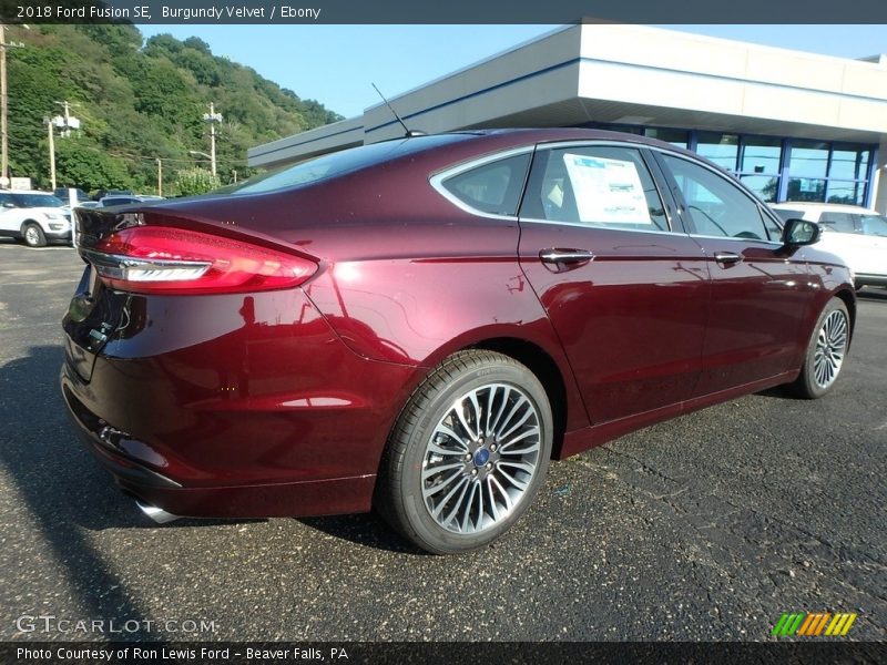 Burgundy Velvet / Ebony 2018 Ford Fusion SE