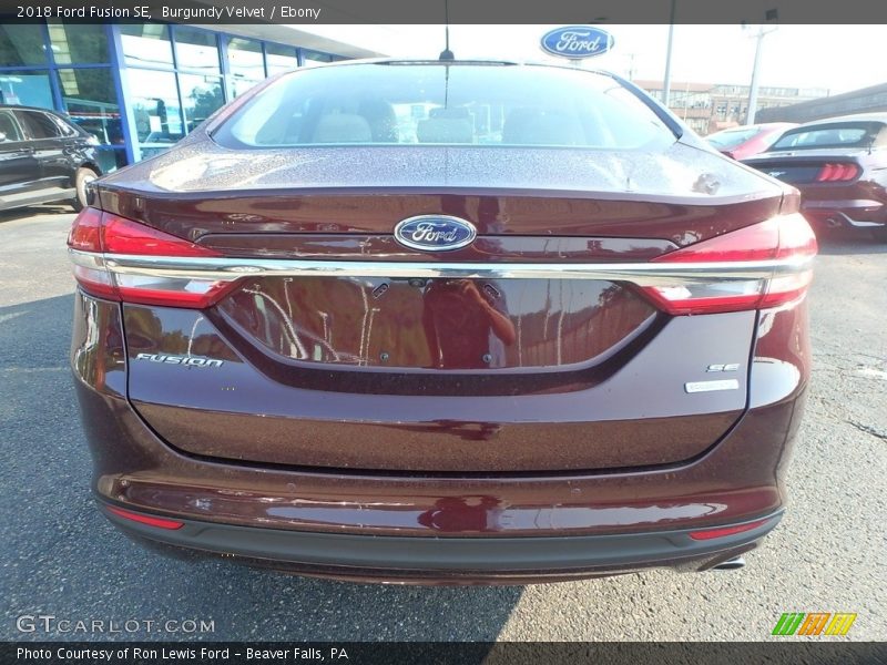 Burgundy Velvet / Ebony 2018 Ford Fusion SE