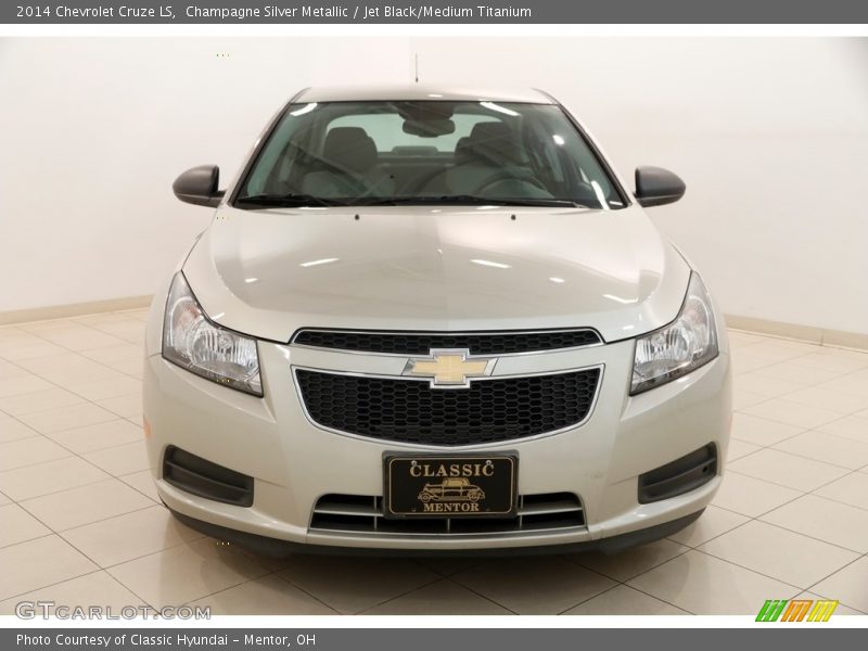 Champagne Silver Metallic / Jet Black/Medium Titanium 2014 Chevrolet Cruze LS