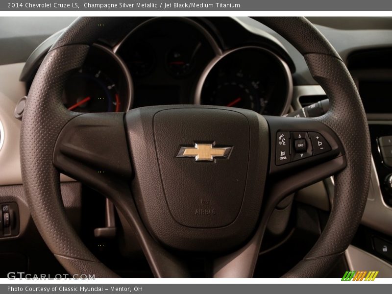 Champagne Silver Metallic / Jet Black/Medium Titanium 2014 Chevrolet Cruze LS