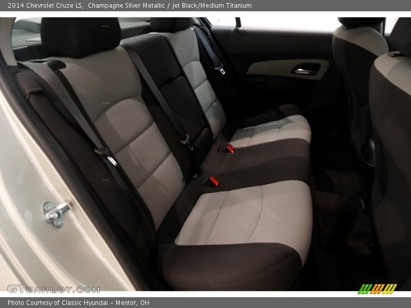 Champagne Silver Metallic / Jet Black/Medium Titanium 2014 Chevrolet Cruze LS