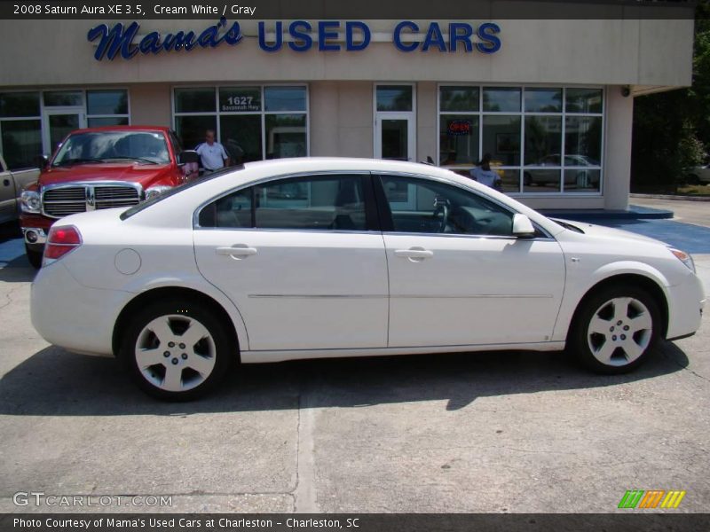 Cream White / Gray 2008 Saturn Aura XE 3.5