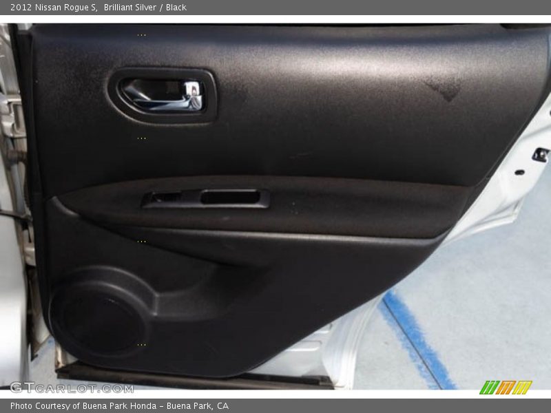Brilliant Silver / Black 2012 Nissan Rogue S