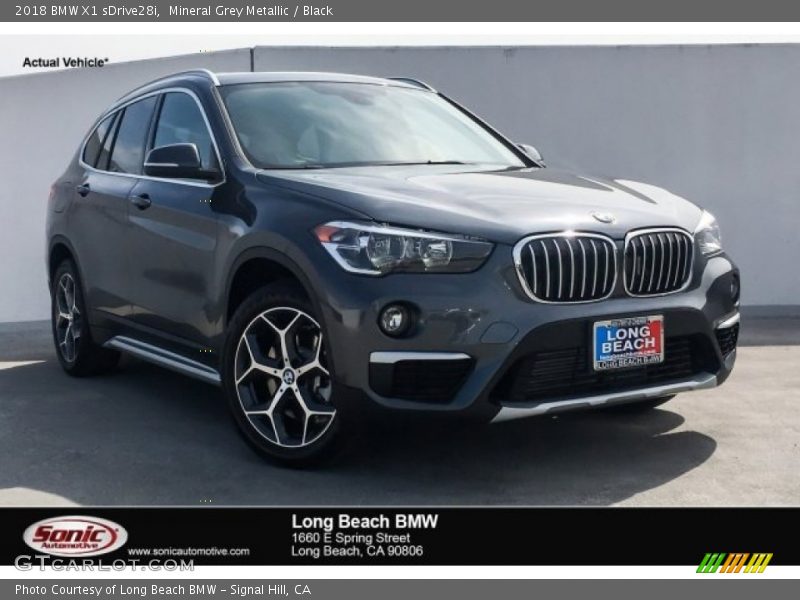 Mineral Grey Metallic / Black 2018 BMW X1 sDrive28i