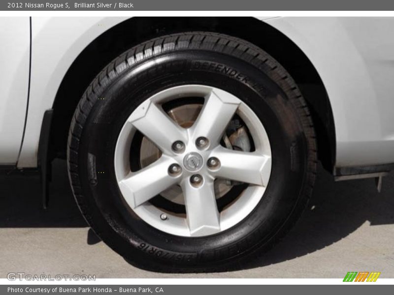 Brilliant Silver / Black 2012 Nissan Rogue S