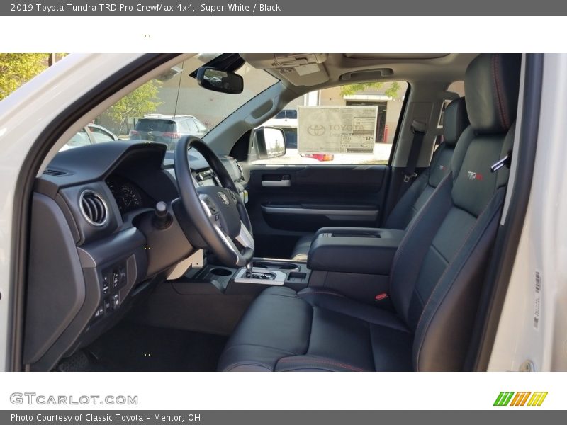 Super White / Black 2019 Toyota Tundra TRD Pro CrewMax 4x4
