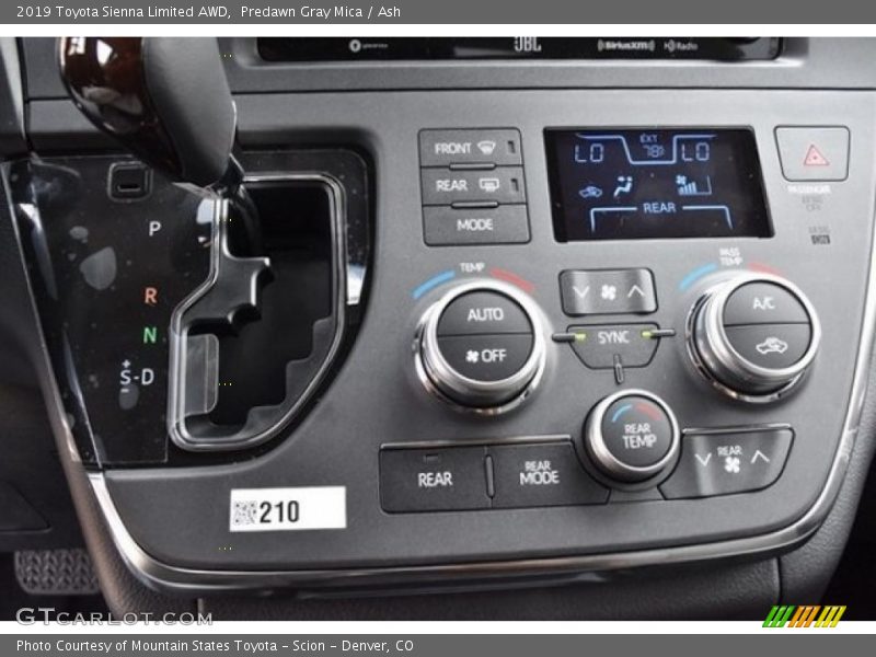 Controls of 2019 Sienna Limited AWD