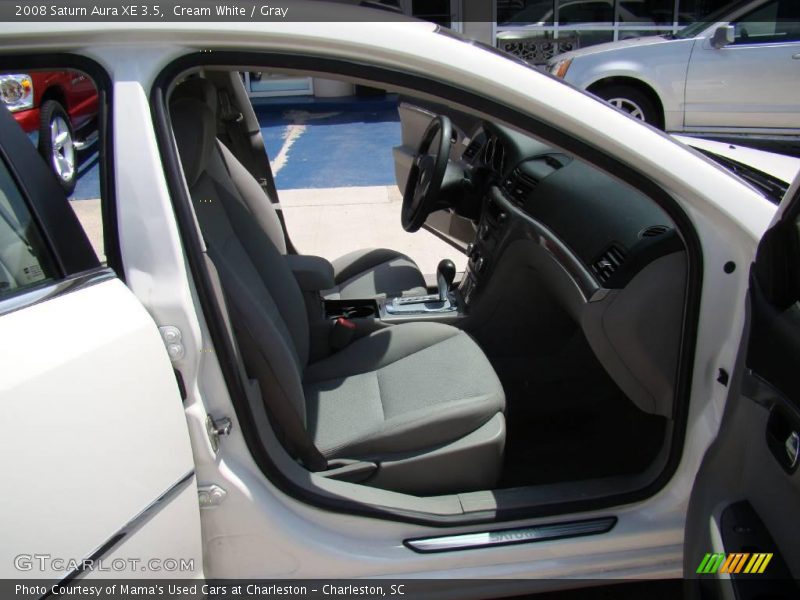 Cream White / Gray 2008 Saturn Aura XE 3.5