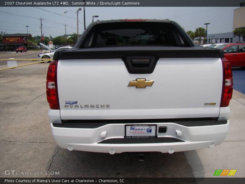 Summit White / Ebony/Light Cashmere 2007 Chevrolet Avalanche LTZ 4WD