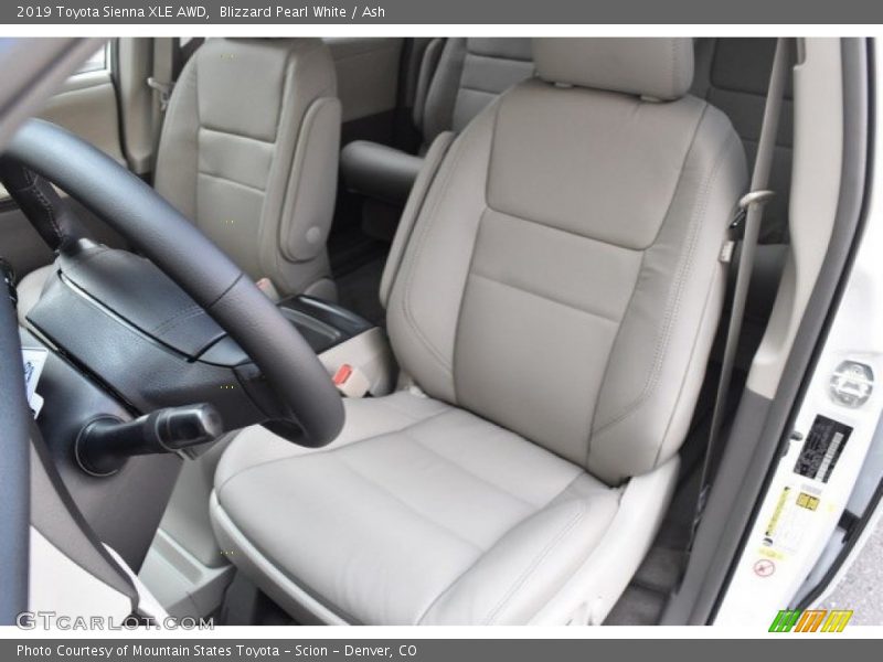 Blizzard Pearl White / Ash 2019 Toyota Sienna XLE AWD