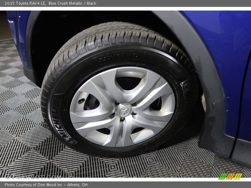 Blue Crush Metallic / Black 2015 Toyota RAV4 LE