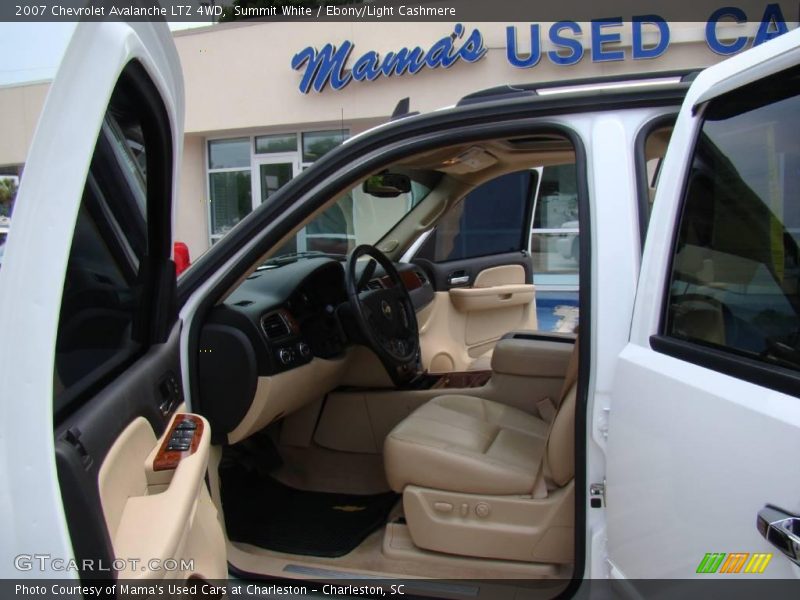 Summit White / Ebony/Light Cashmere 2007 Chevrolet Avalanche LTZ 4WD