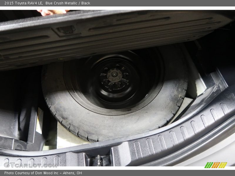 Blue Crush Metallic / Black 2015 Toyota RAV4 LE