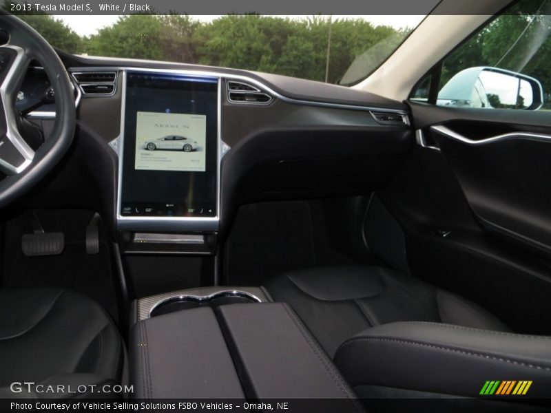 Dashboard of 2013 Model S 