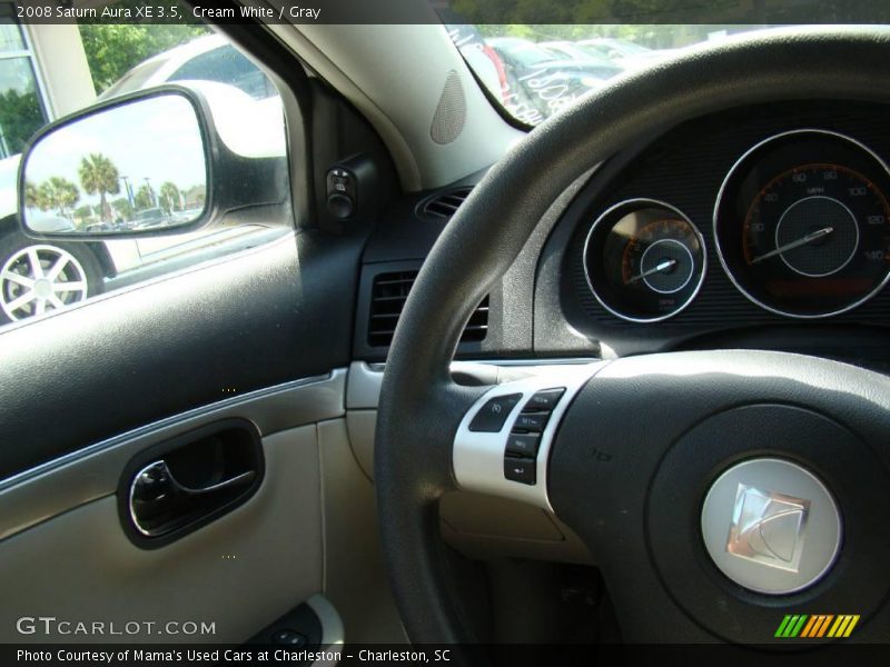 Cream White / Gray 2008 Saturn Aura XE 3.5