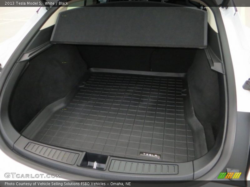  2013 Model S  Trunk