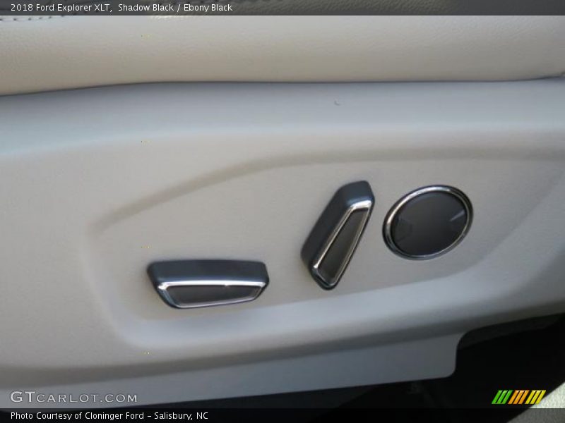 Shadow Black / Ebony Black 2018 Ford Explorer XLT