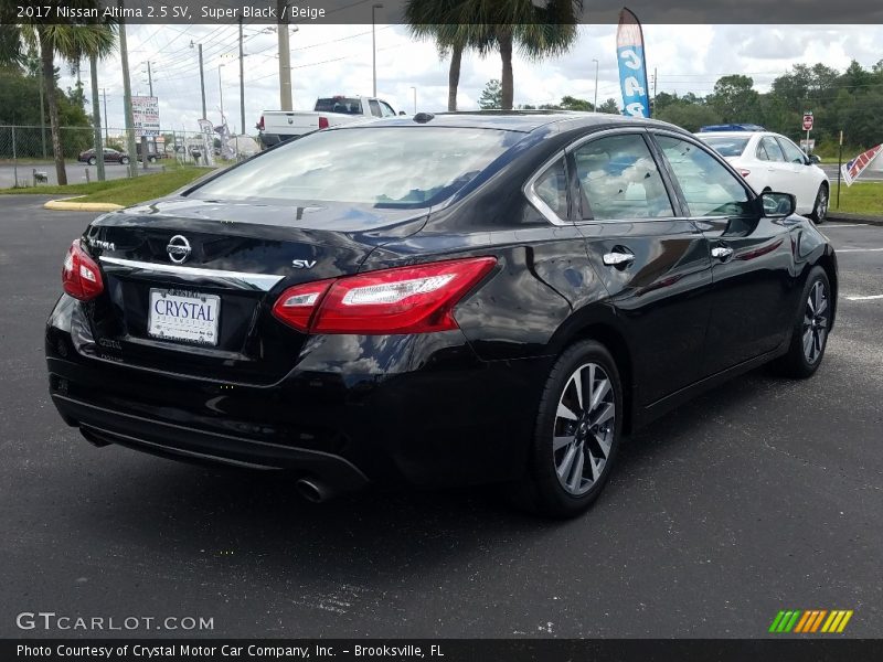 Super Black / Beige 2017 Nissan Altima 2.5 SV