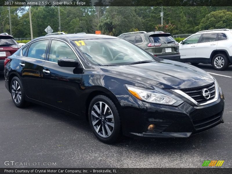 Super Black / Beige 2017 Nissan Altima 2.5 SV
