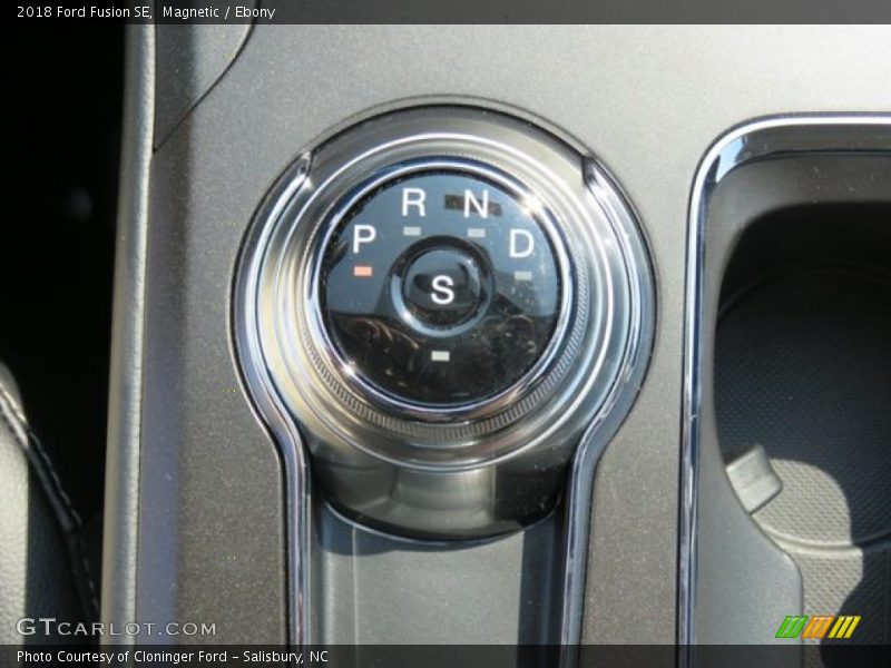 Magnetic / Ebony 2018 Ford Fusion SE