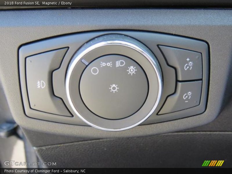 Magnetic / Ebony 2018 Ford Fusion SE