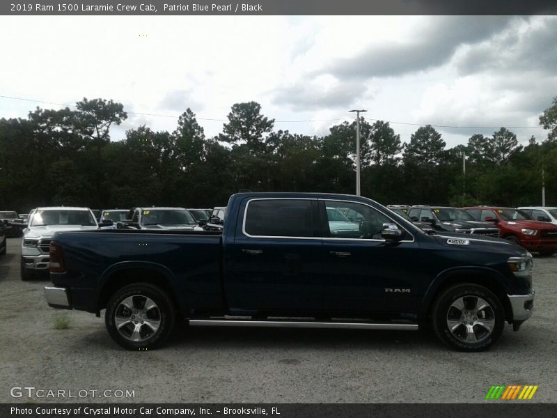 Patriot Blue Pearl / Black 2019 Ram 1500 Laramie Crew Cab