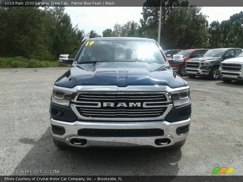 Patriot Blue Pearl / Black 2019 Ram 1500 Laramie Crew Cab