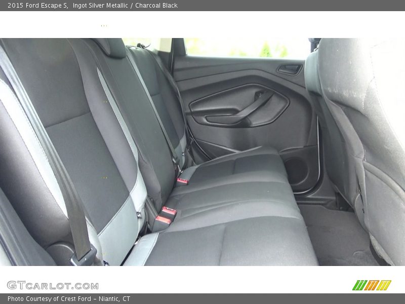 Ingot Silver Metallic / Charcoal Black 2015 Ford Escape S