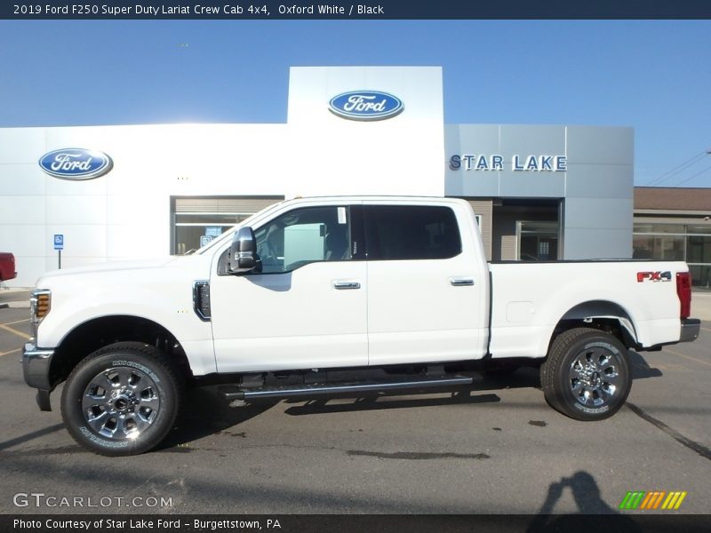 Oxford White / Black 2019 Ford F250 Super Duty Lariat Crew Cab 4x4