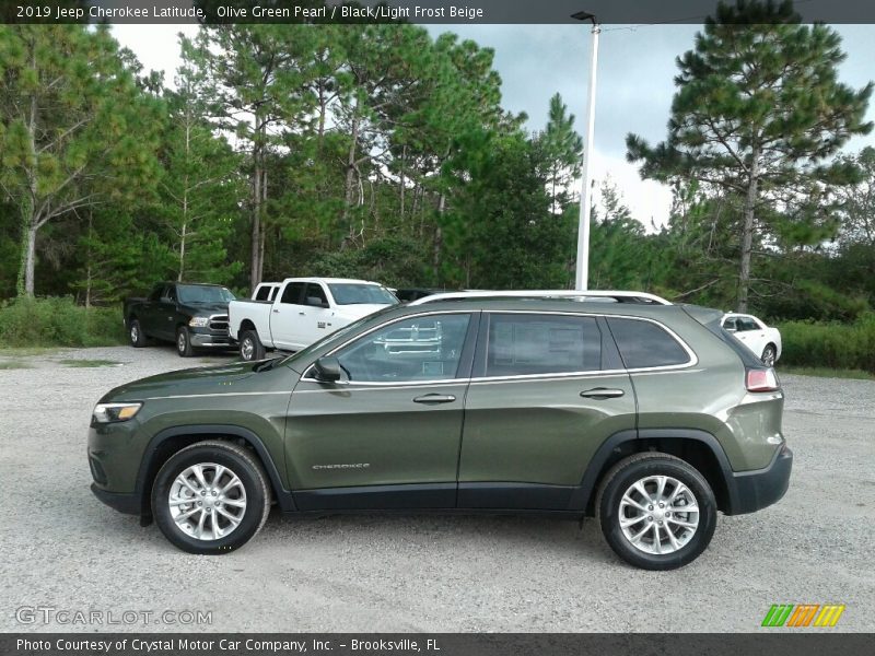 Olive Green Pearl / Black/Light Frost Beige 2019 Jeep Cherokee Latitude