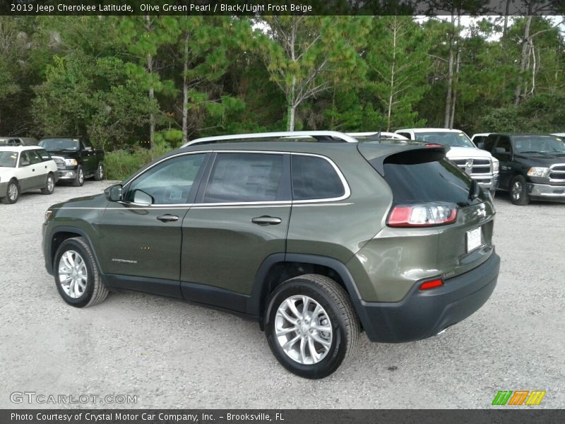 Olive Green Pearl / Black/Light Frost Beige 2019 Jeep Cherokee Latitude