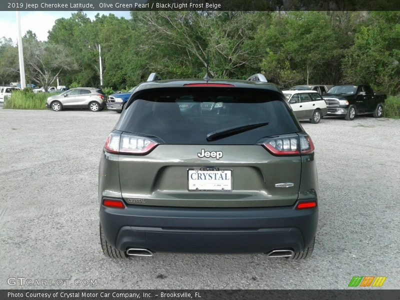 Olive Green Pearl / Black/Light Frost Beige 2019 Jeep Cherokee Latitude