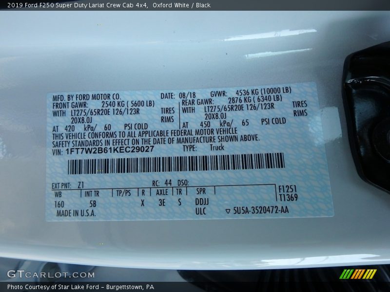 2019 F250 Super Duty Lariat Crew Cab 4x4 Oxford White Color Code Z1