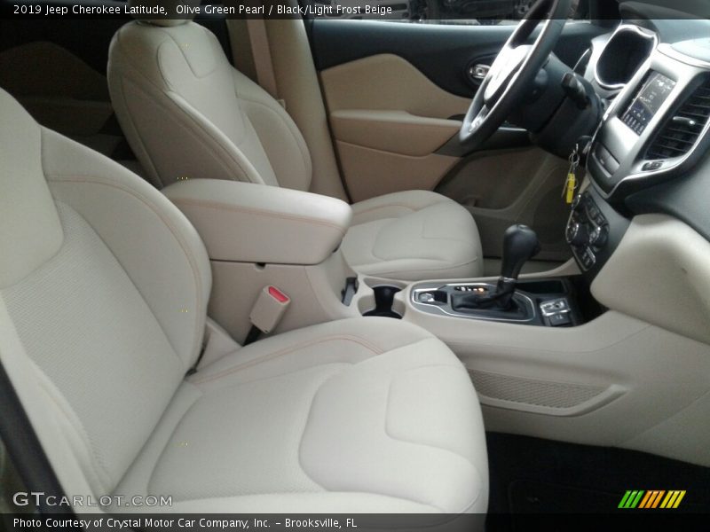 Olive Green Pearl / Black/Light Frost Beige 2019 Jeep Cherokee Latitude