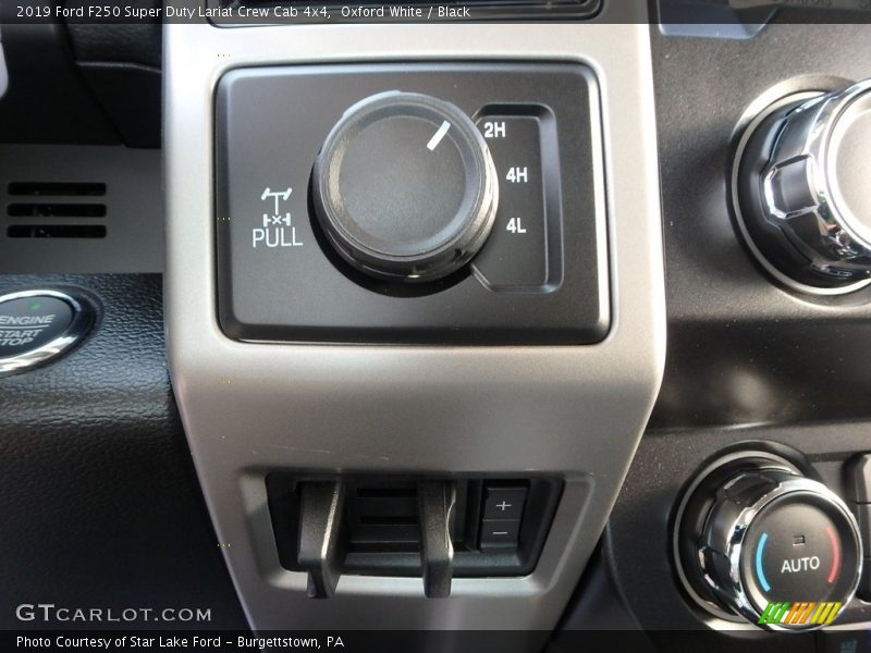 Controls of 2019 F250 Super Duty Lariat Crew Cab 4x4